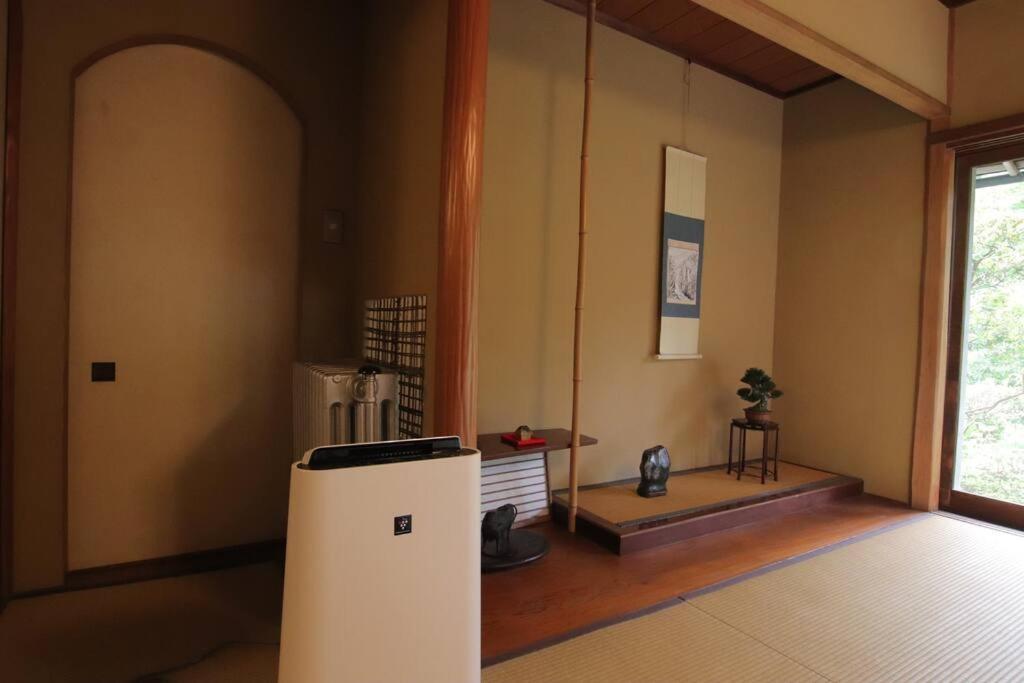 Yamaguchi House Villa,Historic Japanese Room With Onsen Хаконе Экстерьер фото