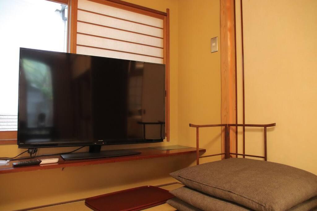 Yamaguchi House Villa,Historic Japanese Room With Onsen Хаконе Экстерьер фото
