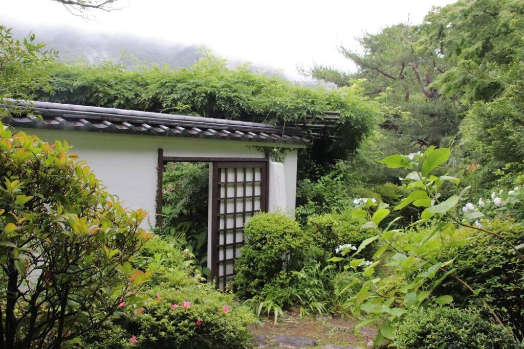 Yamaguchi House Villa,Historic Japanese Room With Onsen Хаконе Экстерьер фото