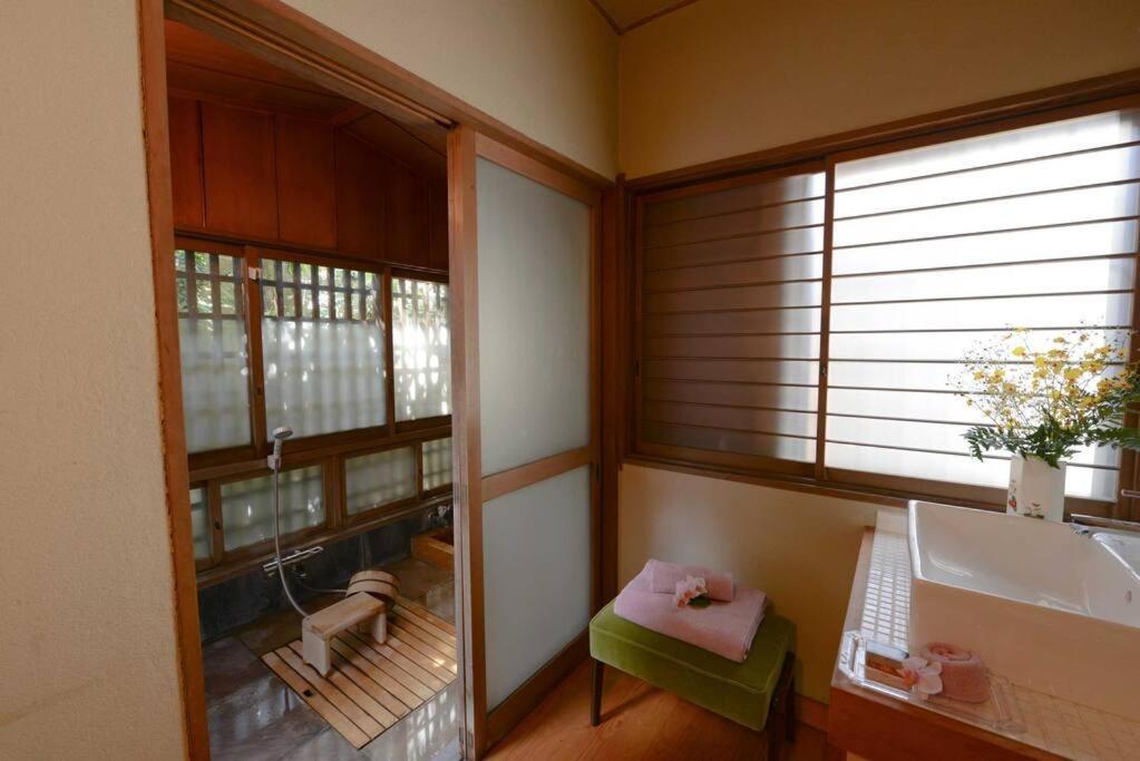 Yamaguchi House Villa,Historic Japanese Room With Onsen Хаконе Экстерьер фото
